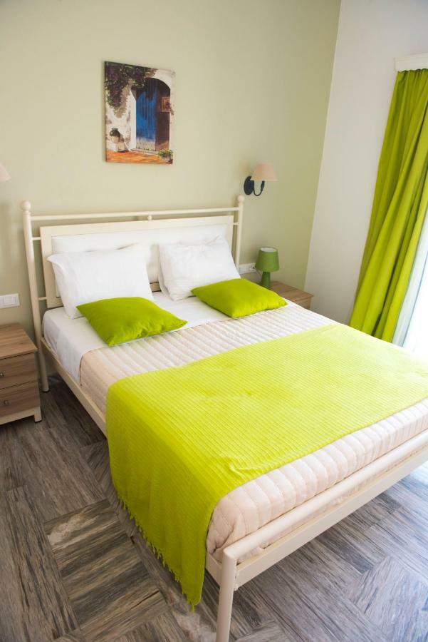 Ino Hotel Kamári Exteriér fotografie