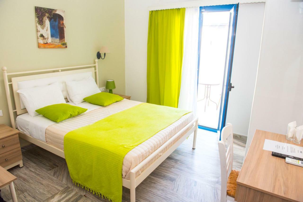 Ino Hotel Kamári Exteriér fotografie