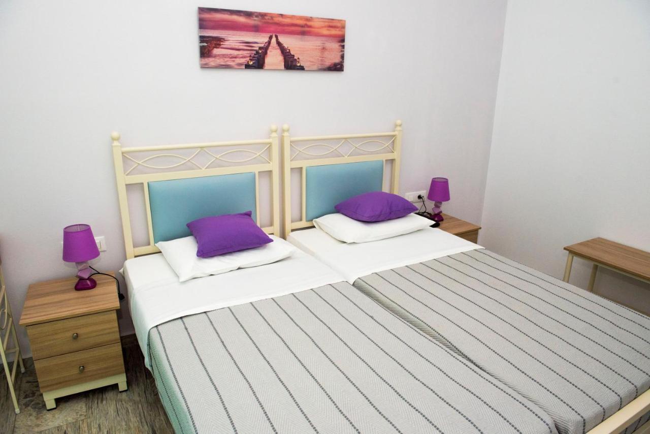 Ino Hotel Kamári Exteriér fotografie